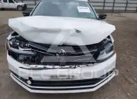 2017 Volkswagen Jetta фото