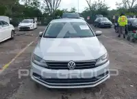 2017 Volkswagen Jetta фото