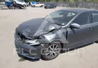 2017 Volkswagen Jetta фото