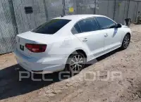 2017 Volkswagen Jetta фото