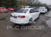 2017 Volkswagen Jetta фото