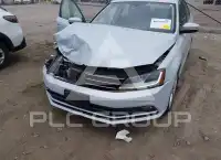 2017 Volkswagen Jetta photo