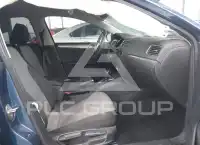 2017 Volkswagen Jetta photo