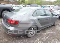 2017 Volkswagen Jetta фото