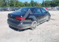 2017 Volkswagen Jetta photo