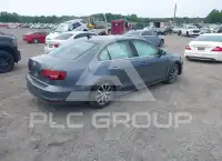 2017 Volkswagen Jetta фото