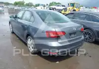 2017 Volkswagen Jetta photo