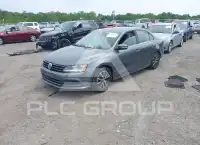 2017 Volkswagen Jetta фото