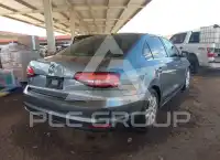 2017 Volkswagen Jetta photo