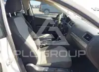 2017 Volkswagen Jetta фото