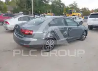 2017 Volkswagen Jetta photo