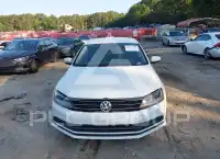2017 Volkswagen Jetta фото