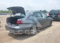 2017 Volkswagen Jetta фото