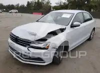 2017 Volkswagen Jetta фото