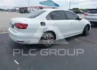 2017 Volkswagen Jetta фото