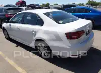 2017 Volkswagen Jetta фото