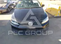 2017 Volkswagen Jetta фото