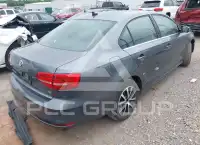 2017 Volkswagen Jetta photo