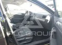 2017 Volkswagen Jetta photo