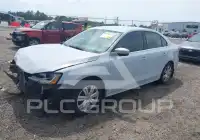 2017 Volkswagen Jetta фото