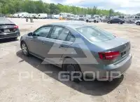 2017 Volkswagen Jetta фото