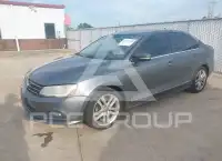 2017 Volkswagen Jetta фото