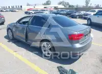 2017 Volkswagen Jetta фото