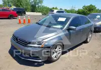 2017 Volkswagen Jetta фото