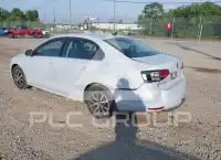 2017 Volkswagen Jetta фото