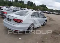 2017 Volkswagen Jetta photo