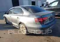 2017 Volkswagen Jetta фото