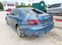2017 Volkswagen Jetta фото