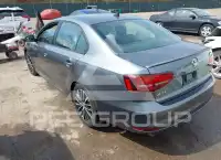 2017 Volkswagen Jetta фото
