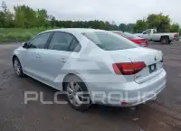 2017 Volkswagen Jetta фото