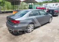 2017 Volkswagen Jetta фото
