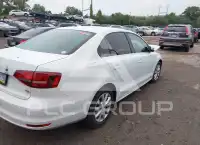 2017 Volkswagen Jetta photo