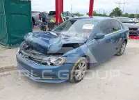 2017 Volkswagen Jetta фото