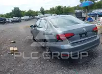 2017 Volkswagen Jetta фото