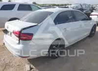 2017 Volkswagen Jetta photo