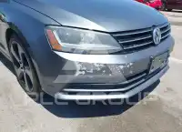 2017 Volkswagen Jetta photo
