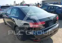 2017 Volkswagen Jetta photo