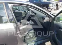 2017 Volkswagen Jetta фото