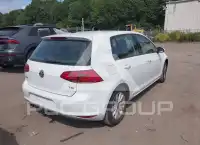 2017 Volkswagen GOLF фото
