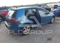 2017 Volkswagen GOLF photo