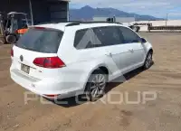 2017 Volkswagen GOLF фото