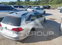 2017 Volkswagen GOLF photo