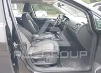 2017 Volkswagen GOLF photo