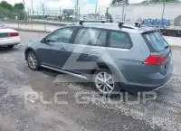 2017 Volkswagen GOLF photo