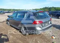2017 Volkswagen GOLF photo