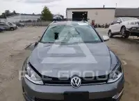 2017 Volkswagen GOLF photo